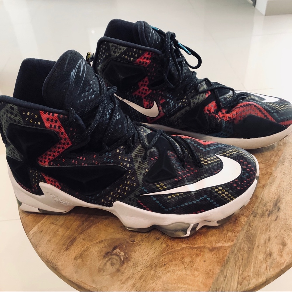 EUC Nike Lebron 13 XIIi BHM Black History Month
